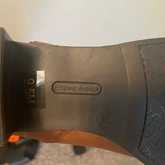 Etienne Aigner brown boots. Great condition. Size 9.5 - Picture 8 of 9